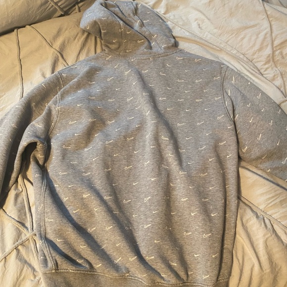 Nike womens hoodie - Picture 4 of 4